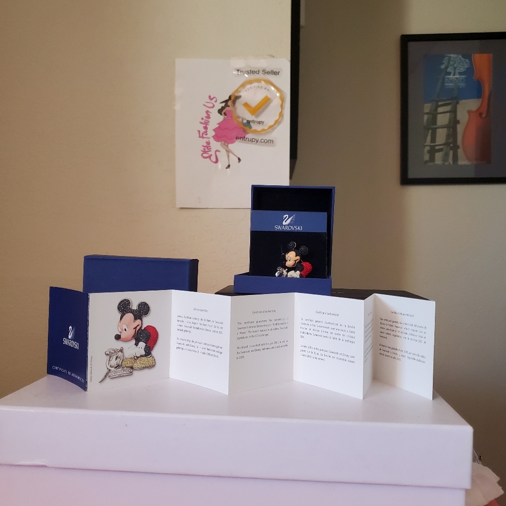 Swarovski It S All Started With A Miskey Mouse Br… - image 7